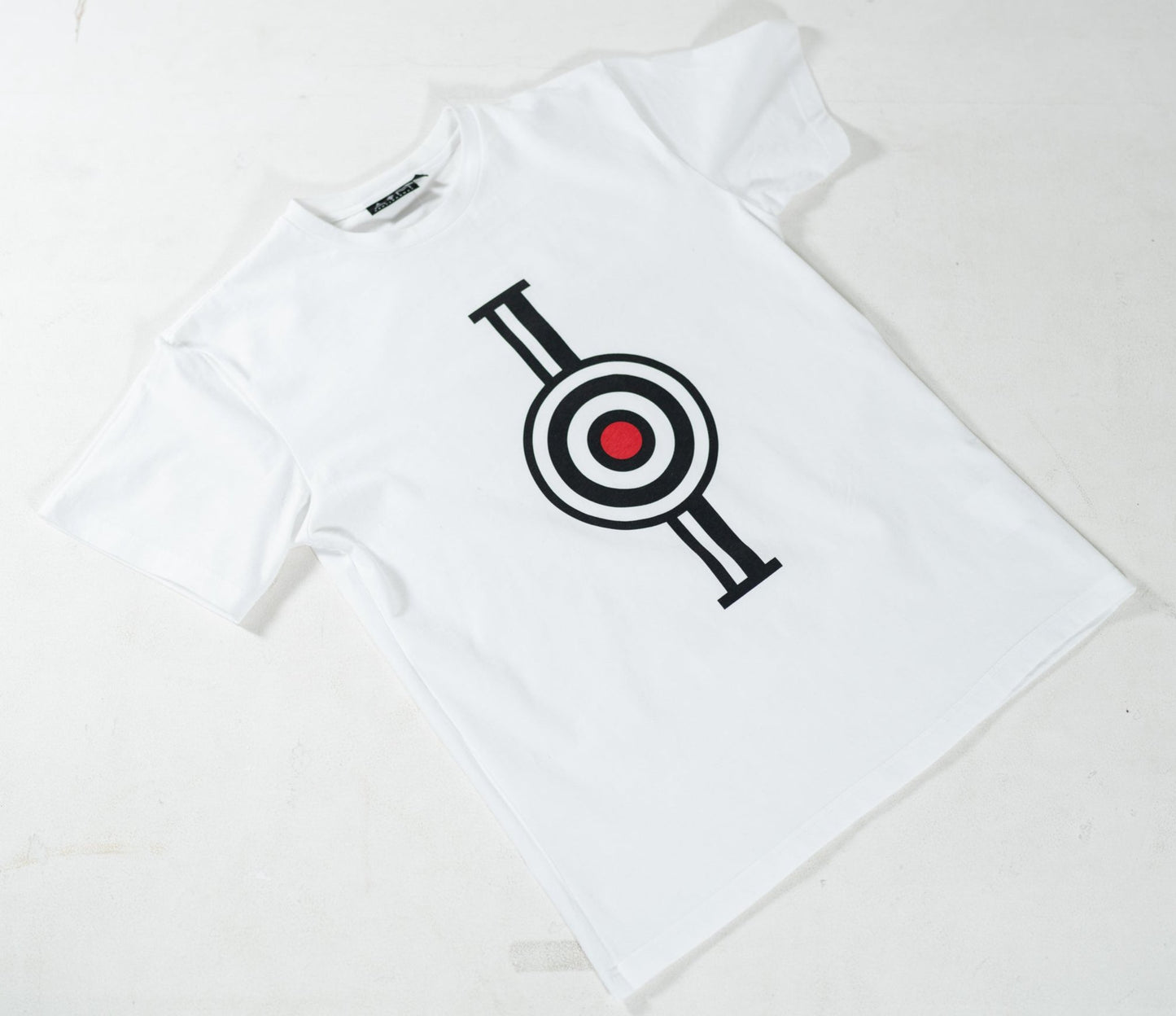 (AIM T-Shirt) White X Black