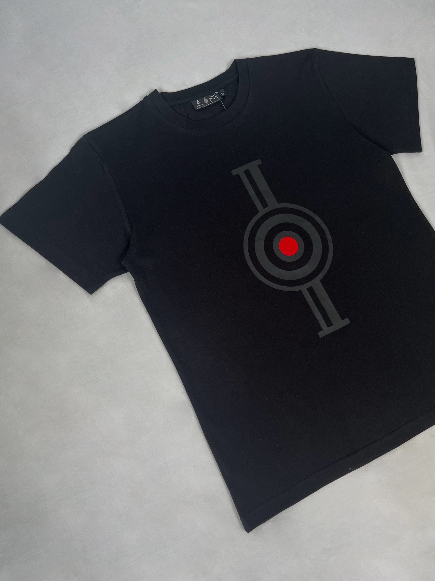 (AIM T-Shirt) Black X Black