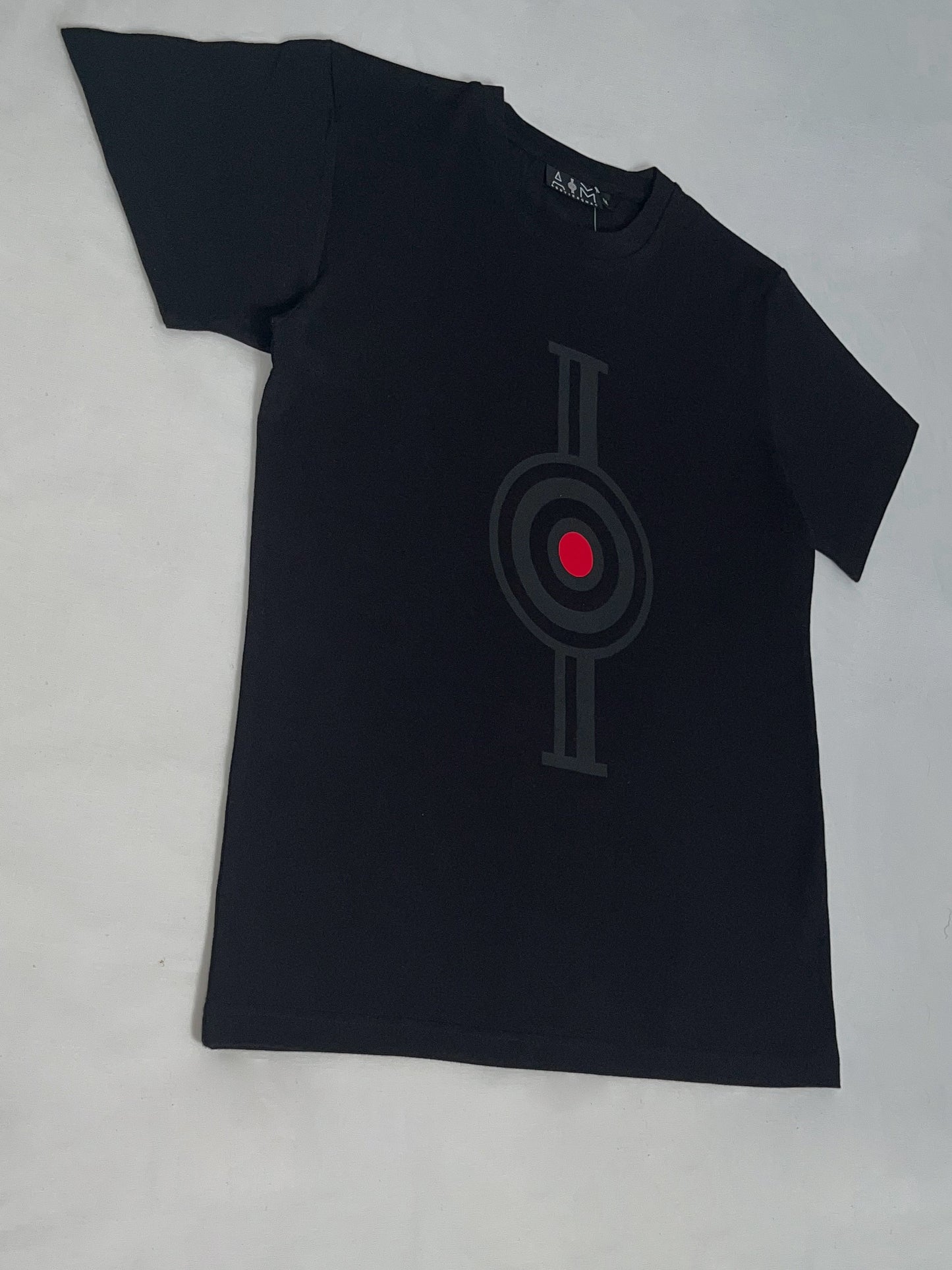 (AIM T-Shirt) Black X Black